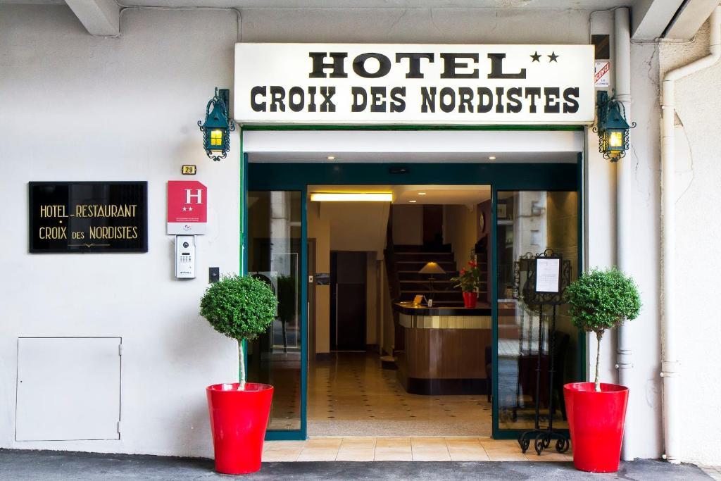 Hotel Croix Des Nordistes Lourdes Ngoại thất bức ảnh